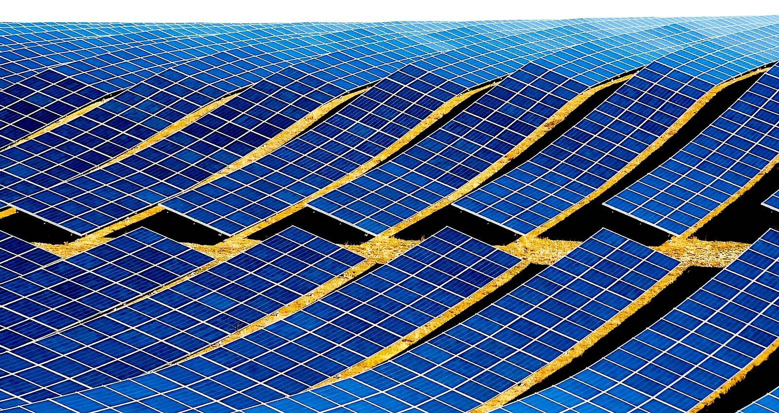 Prof. Ziemowit Miłosz MALECHA: Czy OZE są naprawdę tanie? Rola kosztów systemowych w ocenie pogodozależnej energetyki odnawialnej