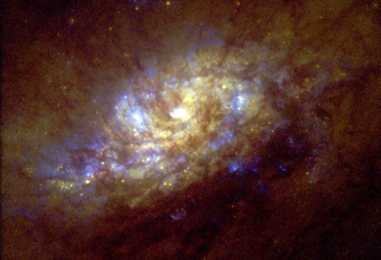 NGC 1808