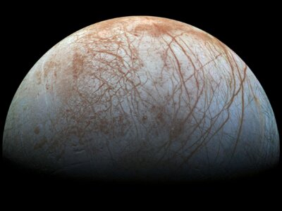 Jak gruba jest lodowa skorupa Europy, księżyca Jowisza?