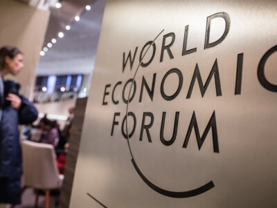 Michał KŁOSOWSKI: Między starą polityczną grą a nową ekonomią siły