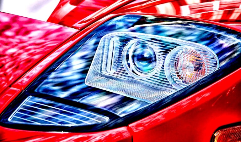 Chińskie BYD czy amerykańska Tesla?