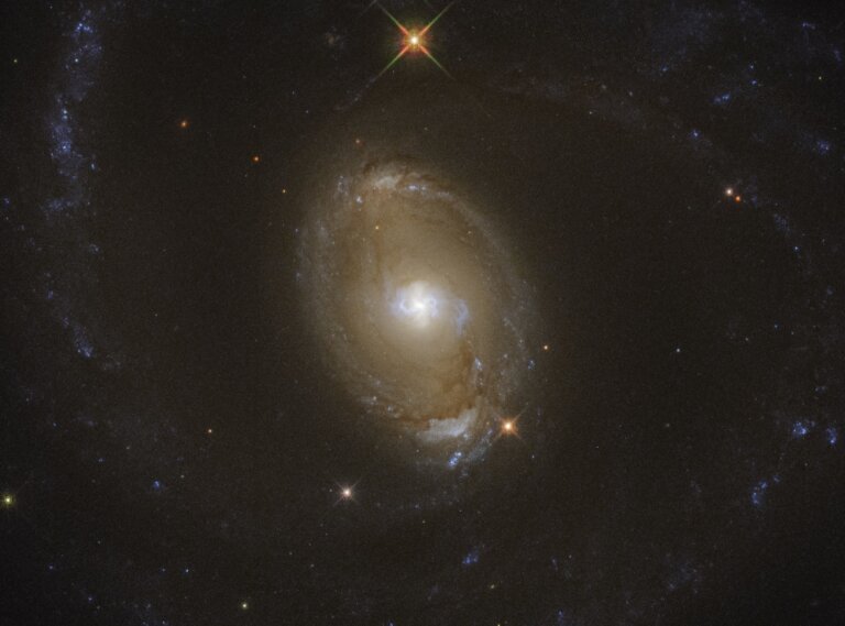 NGC 3393