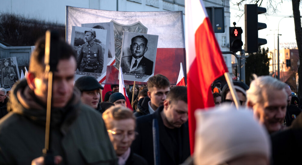 Zdjęcie okładkowe wpisu Maciej ŚWIRSKI: Dwaj strażnicy końca wojny