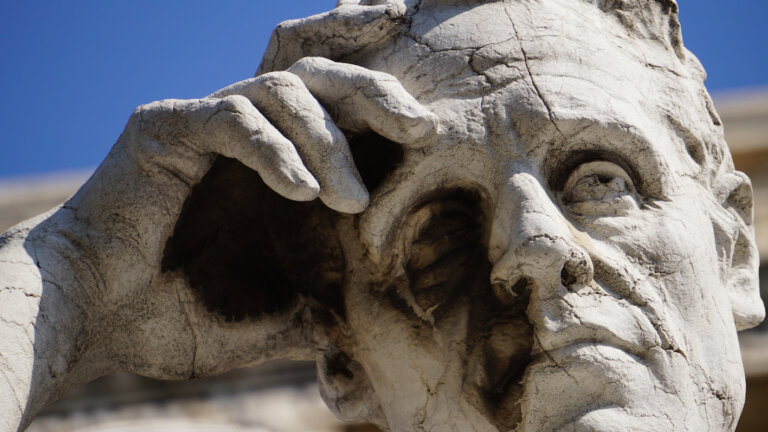 Prof. Chantal DELSOL: Zachód myśli z lękiem o swojej śmierci!